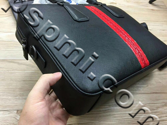 プラダバッグ内部構造